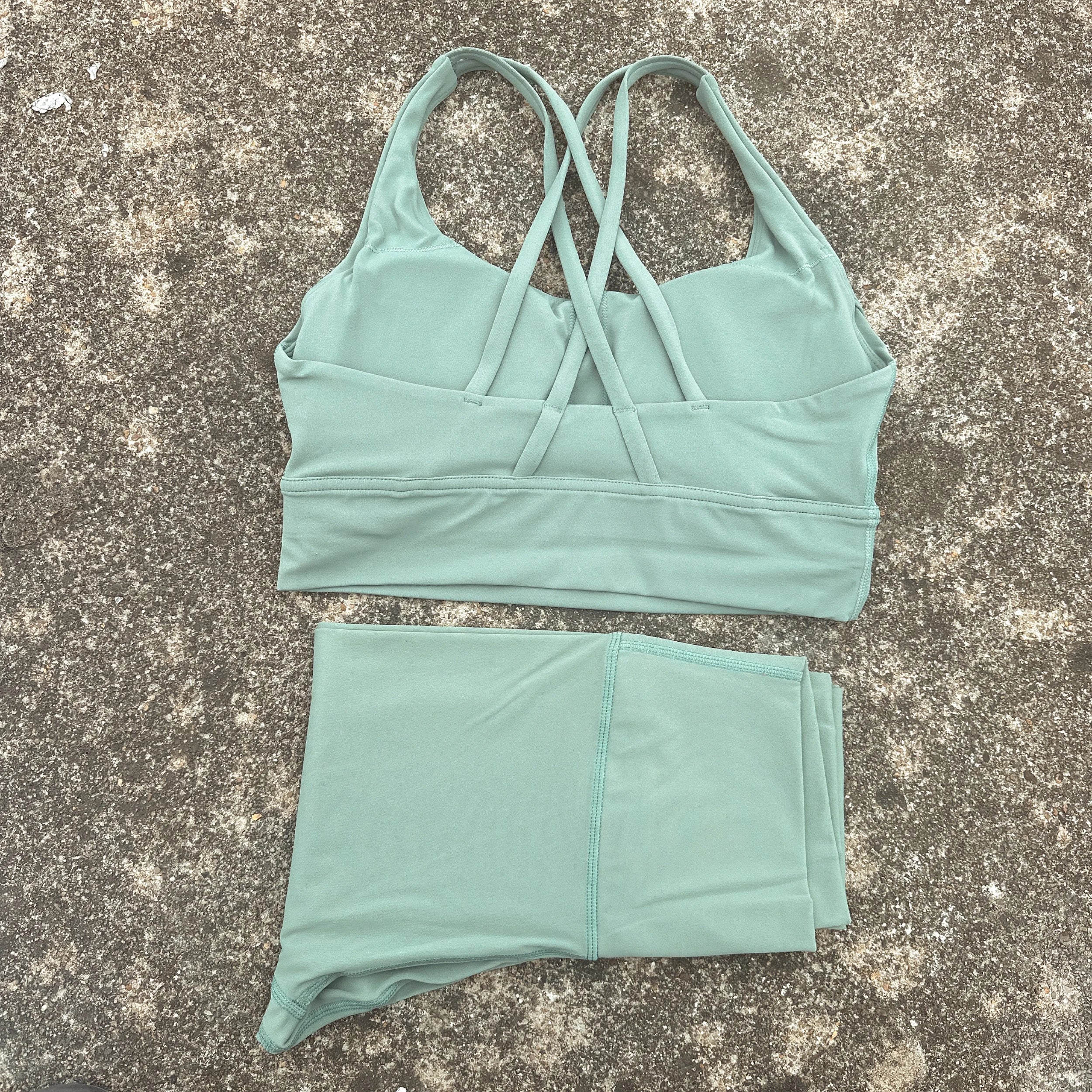 Women’s 2PC Solid Color Compression Yoga Set –